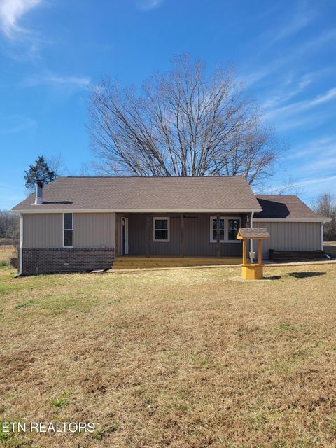 Photo of 1711 Haire Rd, Dandridge, TN 37725 (MLS # 1330046)