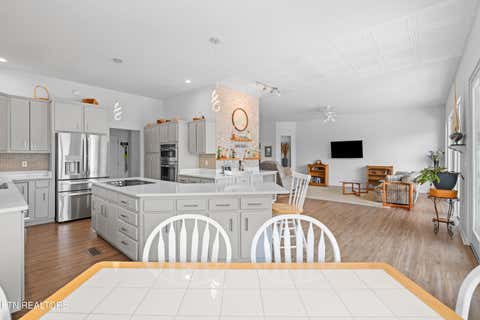 Tiny photo for 211 Mariners Way, Dandridge, TN 37725 (MLS # 1344391)