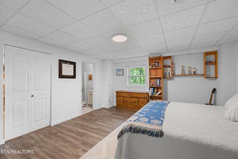 Tiny photo for 211 Mariners Way, Dandridge, TN 37725 (MLS # 1344391)