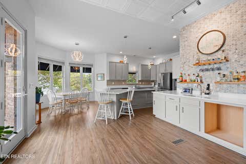 Tiny photo for 211 Mariners Way, Dandridge, TN 37725 (MLS # 1344391)