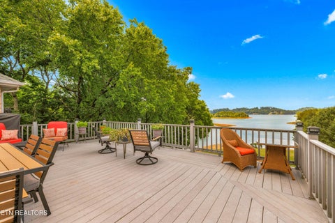 Tiny photo for 211 Mariners Way, Dandridge, TN 37725 (MLS # 1344391)