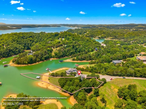 Tiny photo for 211 Mariners Way, Dandridge, TN 37725 (MLS # 1344391)