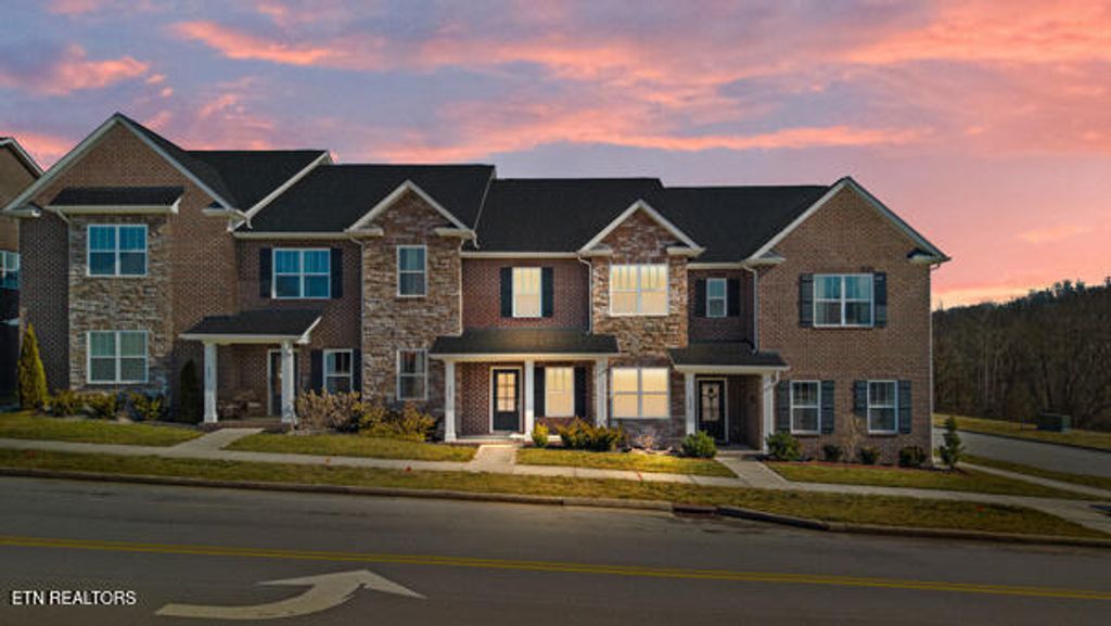 Photo of 240 Broadberry Ave, Oak Ridge, TN 37830 (MLS # 1328678)