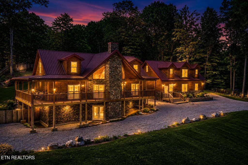 Photo of 8521 Parker Rd, Corryton, TN 37721 (MLS # 1352900)