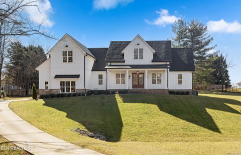 Photo of 8418 S Northshore Drive, Knoxville, TN 37919 (MLS # 1329762)