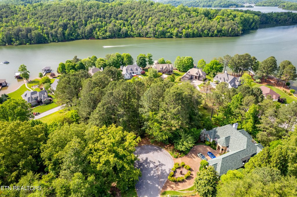 Photo of 120 Wax Wing Drive, Vonore, TN 37885 (MLS # 1300767)