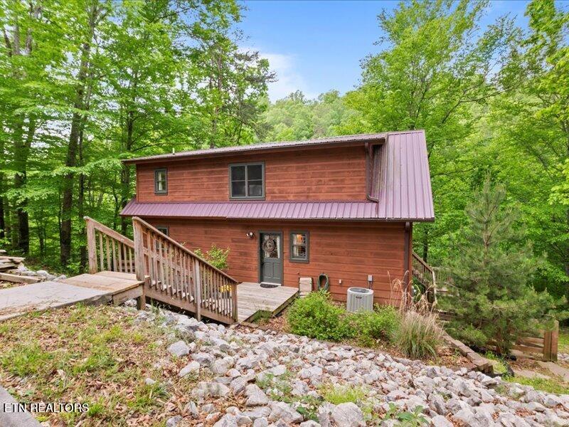 206 Poplar Creek Court