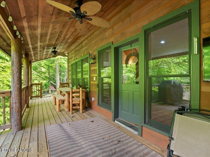 206 Poplar Creek Court