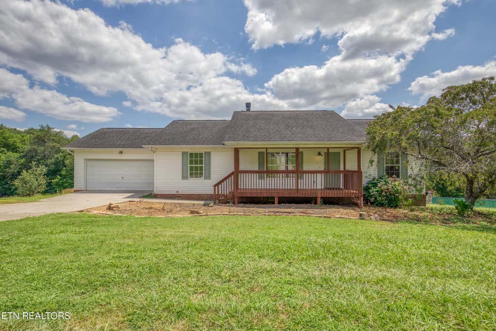 Photo of 1233 Buford Court, Greenback, TN 37742 (MLS # 1350455)