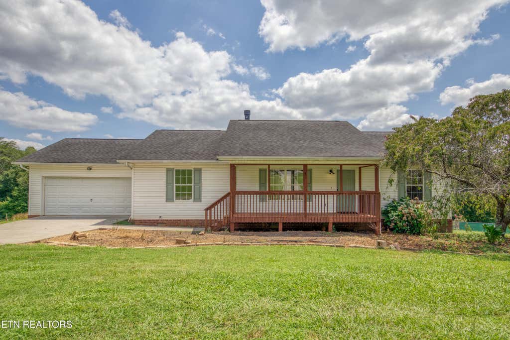 Photo of 1233 Buford Court, Greenback, TN 37742 (MLS # 1350455)