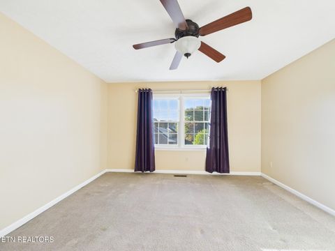 Tiny photo for 572 Mariner Point Drive, Clinton, TN 37716 (MLS # 1319123)