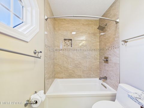 Tiny photo for 572 Mariner Point Drive, Clinton, TN 37716 (MLS # 1319123)