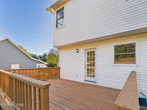 Tiny photo for 572 Mariner Point Drive, Clinton, TN 37716 (MLS # 1319123)