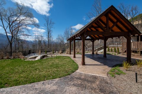 Tiny photo for 815 Red Fox Tr, Gatlinburg, TN 37738 (MLS # 1326370)