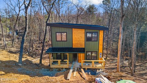 613 Country Oaks Drive Pigeon Forge TN 37863