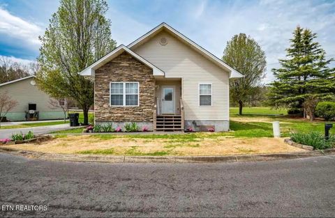 Photo of 2006 Slippery Rock Circle, Pigeon Forge, TN 37862 (MLS # 1335440)