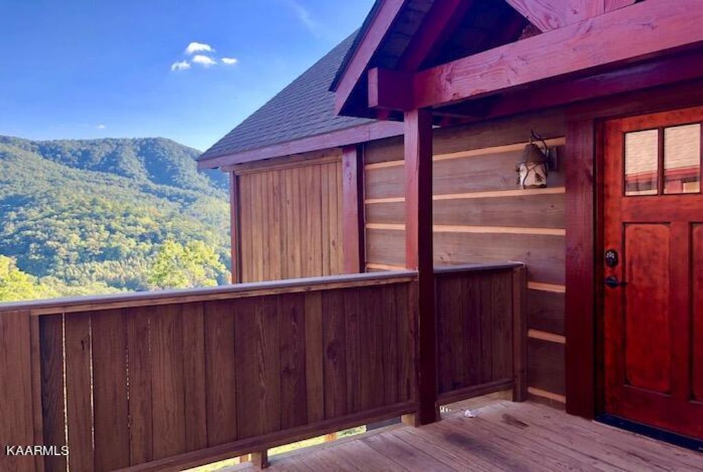 Photo of 4228 Wears Valley Rd #UNIT 172, Sevierville, TN 37862 (MLS # 1334186)