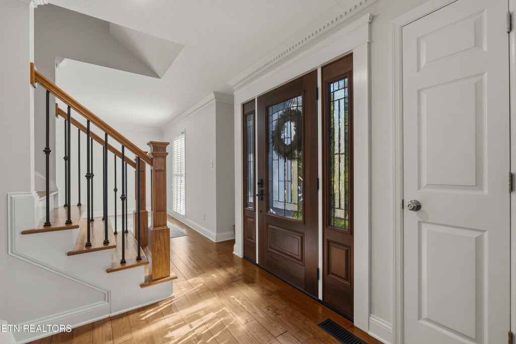 Photo of 724 Summit Lake Court, Knoxville, TN 37922 (MLS # 1353535)
