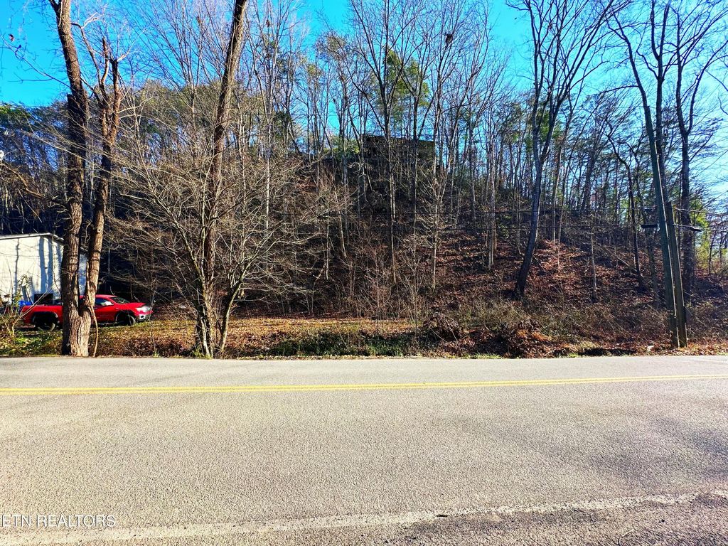 Photo of 0 Ridge Rd, Pigeon Forge, TN 37863 (MLS # 1285997)