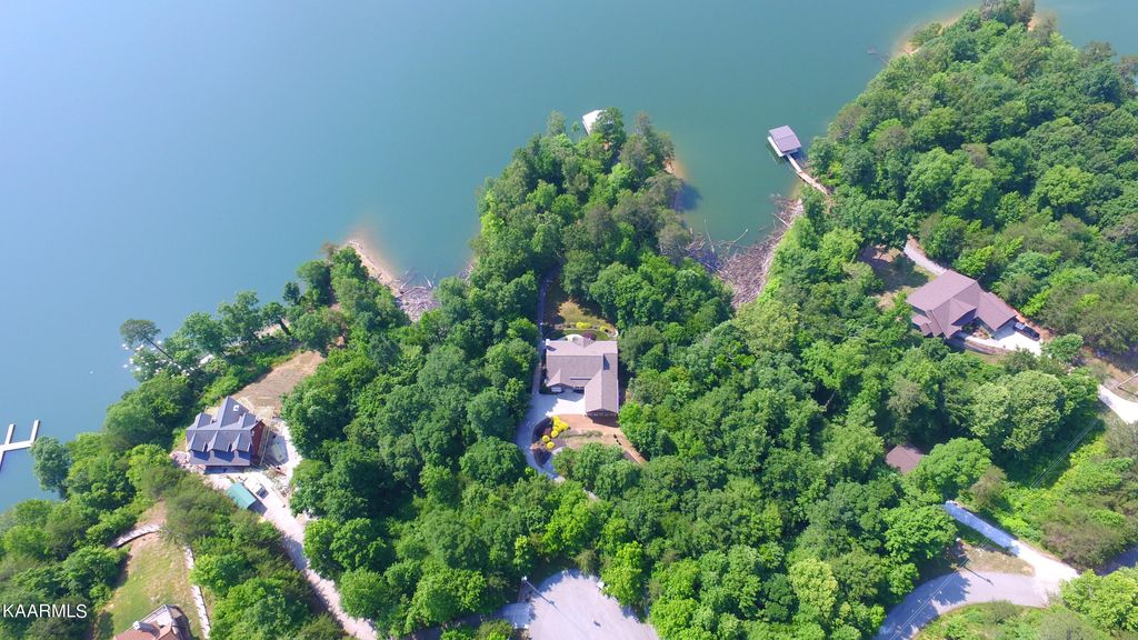 Photo of 620 Bluff View Rd, New Tazewell, TN 37825 (MLS # 1229991)