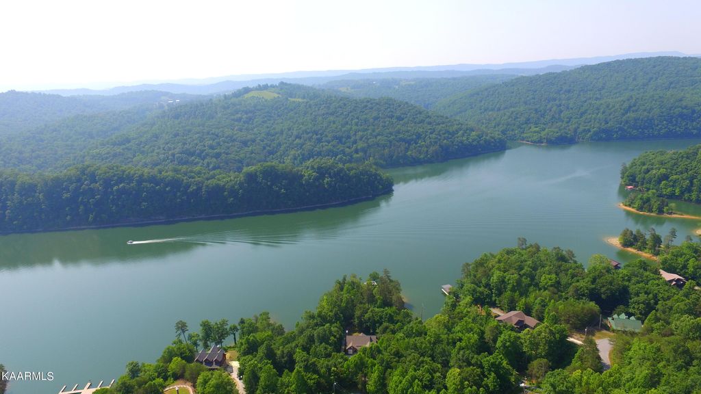 Photo of 620 Bluff View Rd, New Tazewell, TN 37825 (MLS # 1229991)