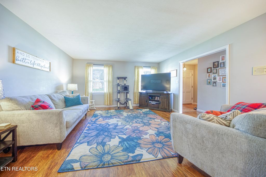 Photo of 7629 Berkshire Blvd, Powell, TN 37849 (MLS # 1334120)