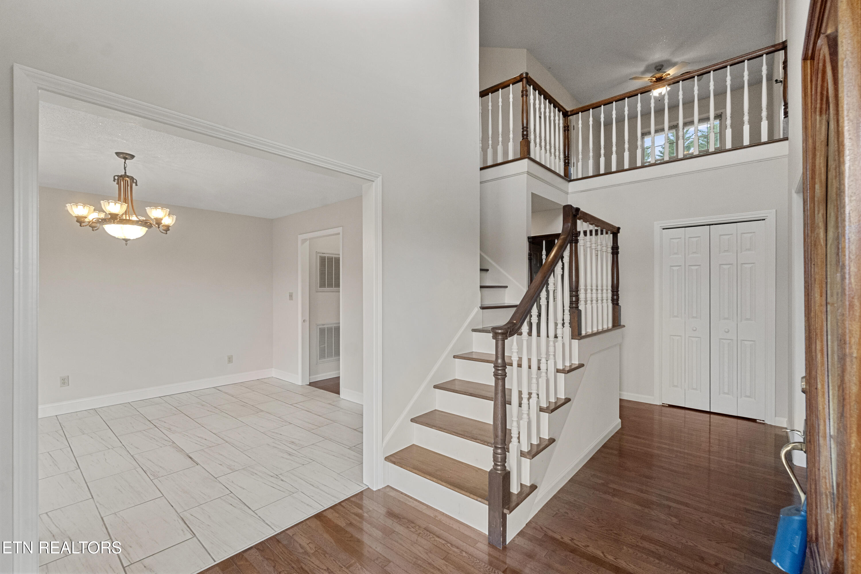 945 Dashaway Rd