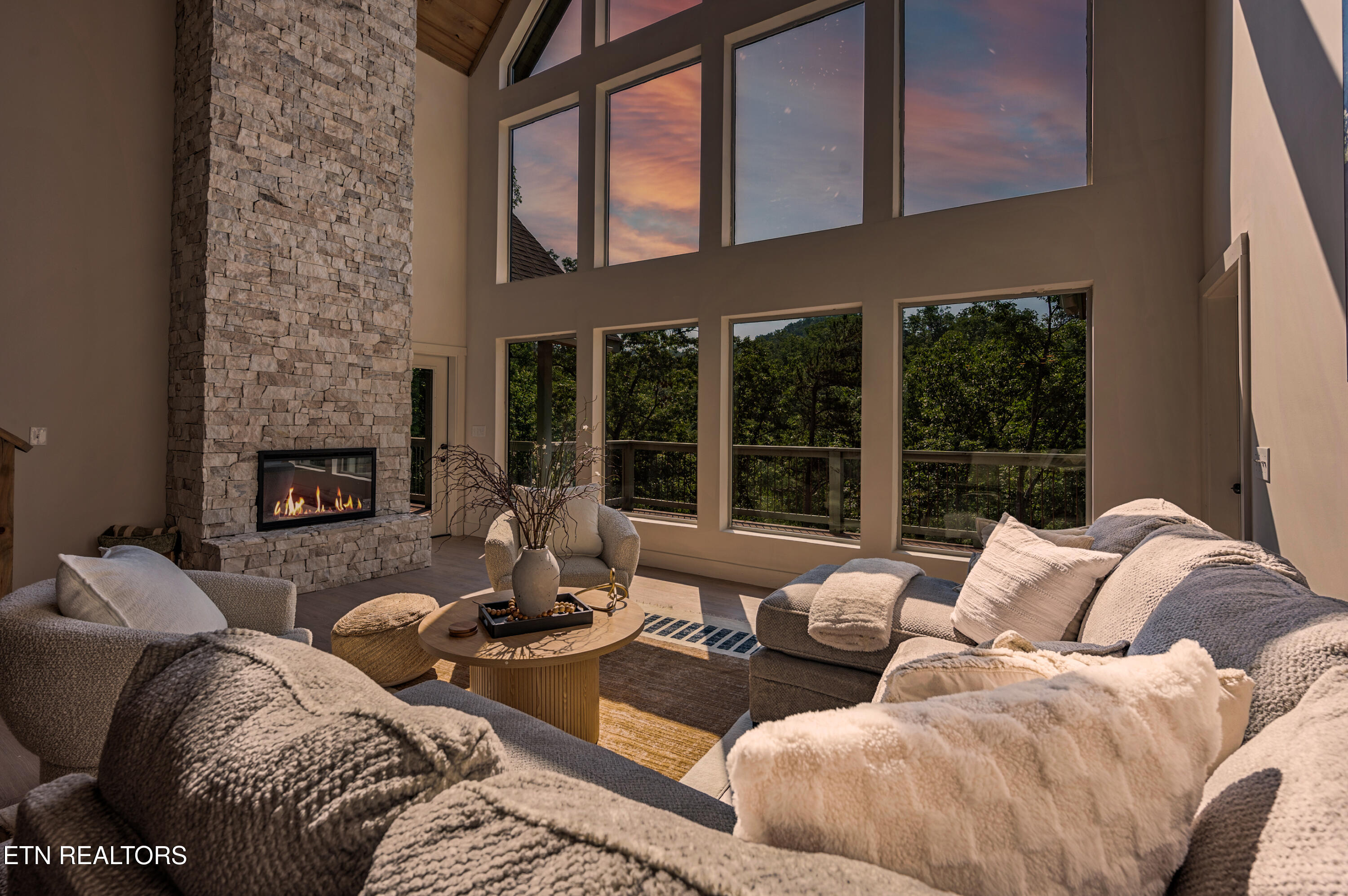 3047 Redtail Road