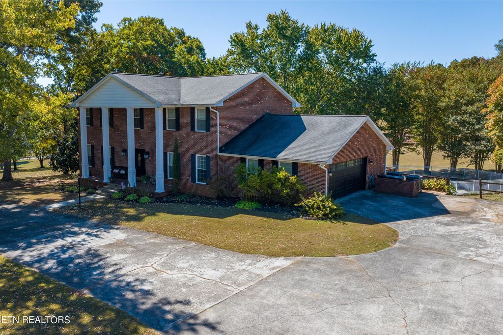 Photo of 923 Summer Hill Court, Friendsville, TN 37737 (MLS # 1243553)