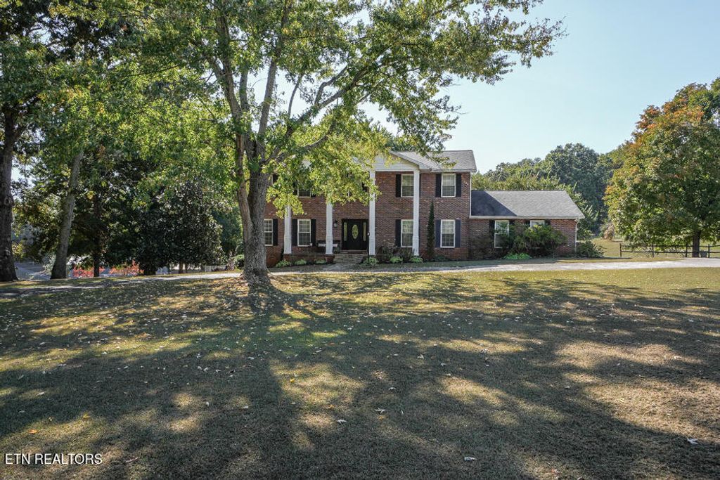 Photo of 923 Summer Hill Court, Friendsville, TN 37737 (MLS # 1243553)