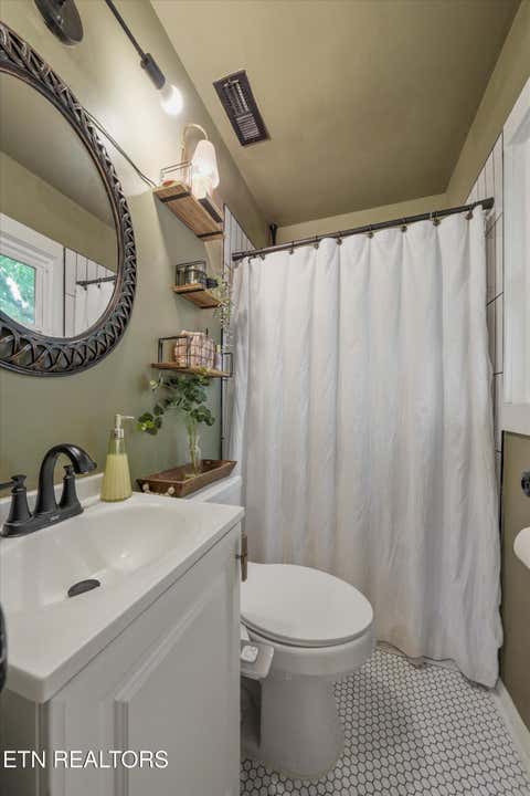 Tiny photo for 3604 Sisk Rd, Knoxville, TN 37921 (MLS # 1349718)