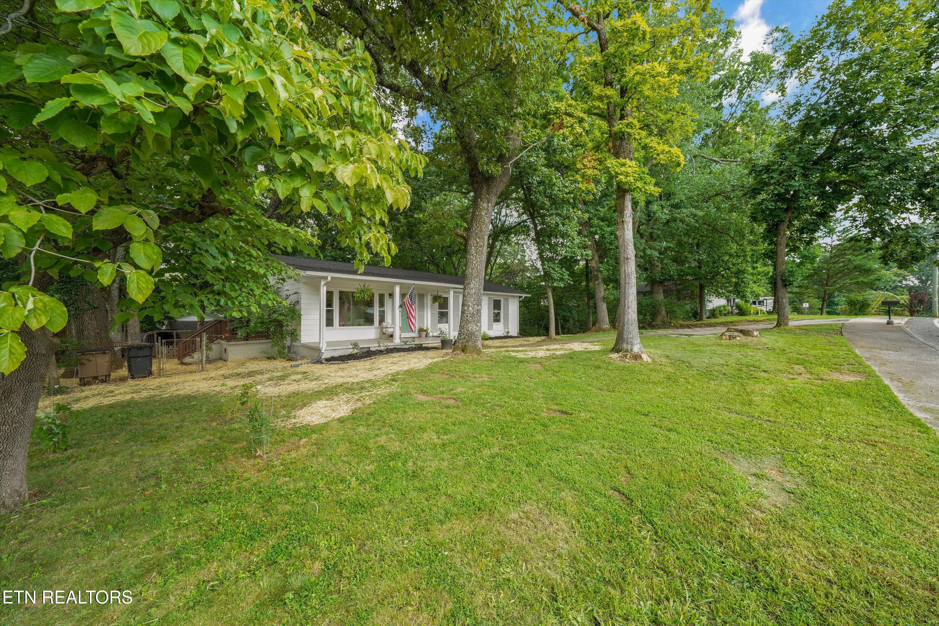 3604 Sisk Rd