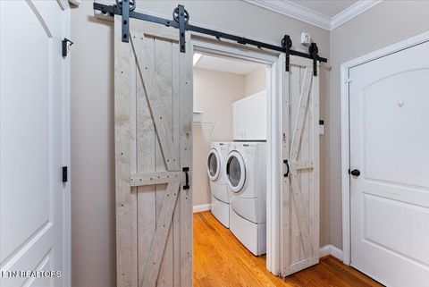 Tiny photo for 521 Calthorpe Lane, Knoxville, TN 37912 (MLS # 1320936)