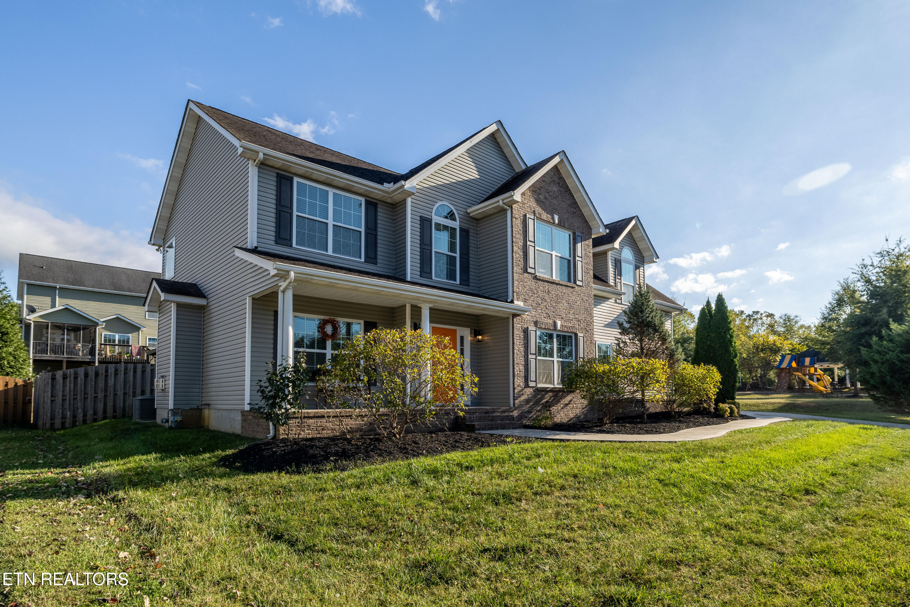 2614 Daventry Drive