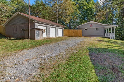 Tiny photo for 445 County Road 439, Athens, TN 37303 (MLS # 1359609)