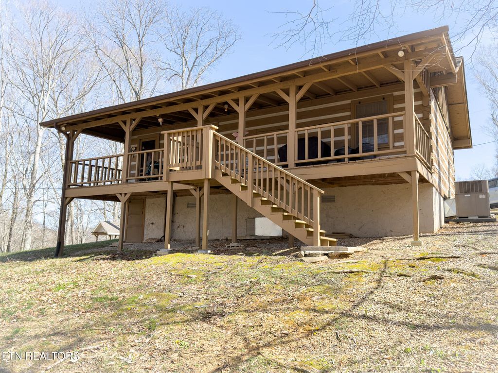 Photo of 100 Sioux Lane, Byrdstown, TN 38549 (MLS # 1334101)