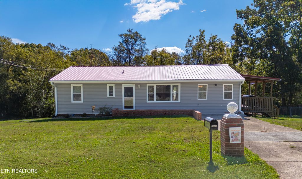 Photo of 2008 Franklin Lane, Knoxville, TN 37920 (MLS # 1318463)