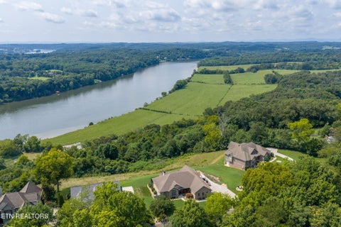 Tiny photo for 645 Fort Hill St, Loudon, TN 37774 (MLS # 1349887)