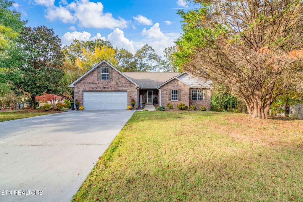 Photo of 5600 Oakside Drive, Knoxville, TN 37920 (MLS # 1316536)