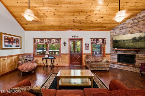 Tiny photo for 222 Amet Way, Cosby, TN 37722 (MLS # 1355455)