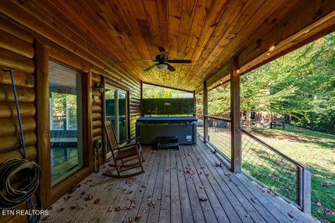 Tiny photo for 222 Amet Way, Cosby, TN 37722 (MLS # 1355455)
