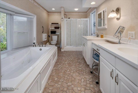 Tiny photo for 4445 Scenic Drive, Lenoir City, TN 37772 (MLS # 1355915)