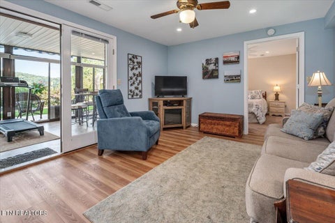 Tiny photo for 4445 Scenic Drive, Lenoir City, TN 37772 (MLS # 1355915)