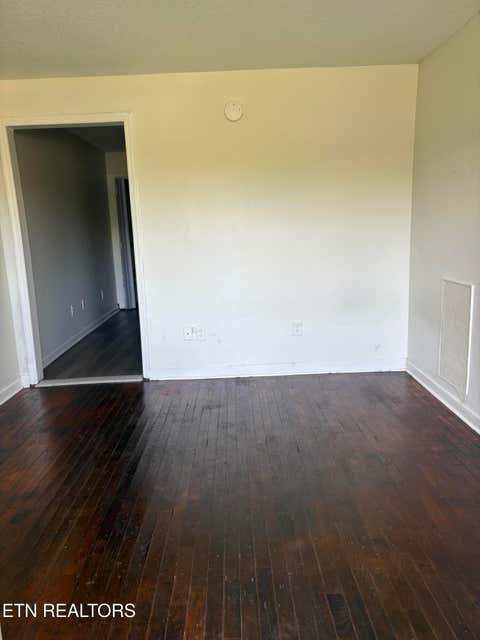 Tiny photo for 825 Siluria St #825, Harriman, TN 37748 (MLS # 1350046)