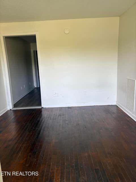 Tiny photo for 825 Siluria St #825, Harriman, TN 37748 (MLS # 1350046)