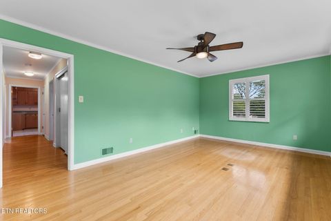 Tiny photo for 6905 Lark Lane, Knoxville, TN 37919 (MLS # 1336826)