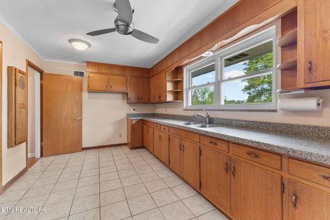 Tiny photo for 6905 Lark Lane, Knoxville, TN 37919 (MLS # 1336826)