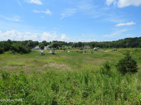 8301 Jackson Bend Lenoir City TN 37772