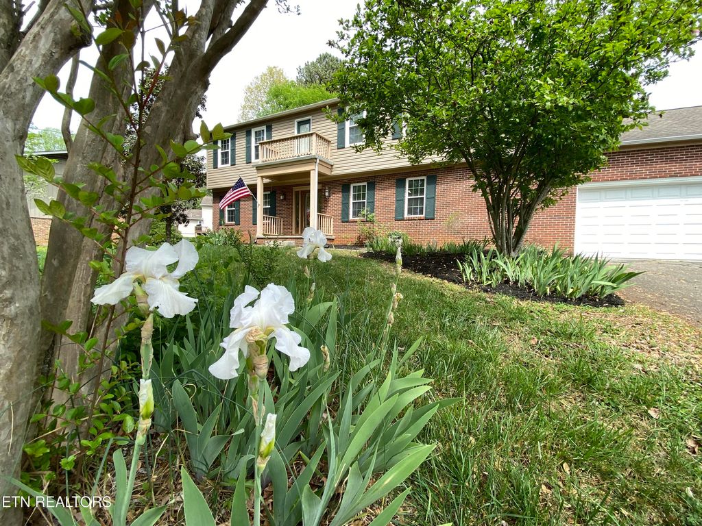Photo of 616 Plainfield Rd, Knoxville, TN 37923 (MLS # 1337360)