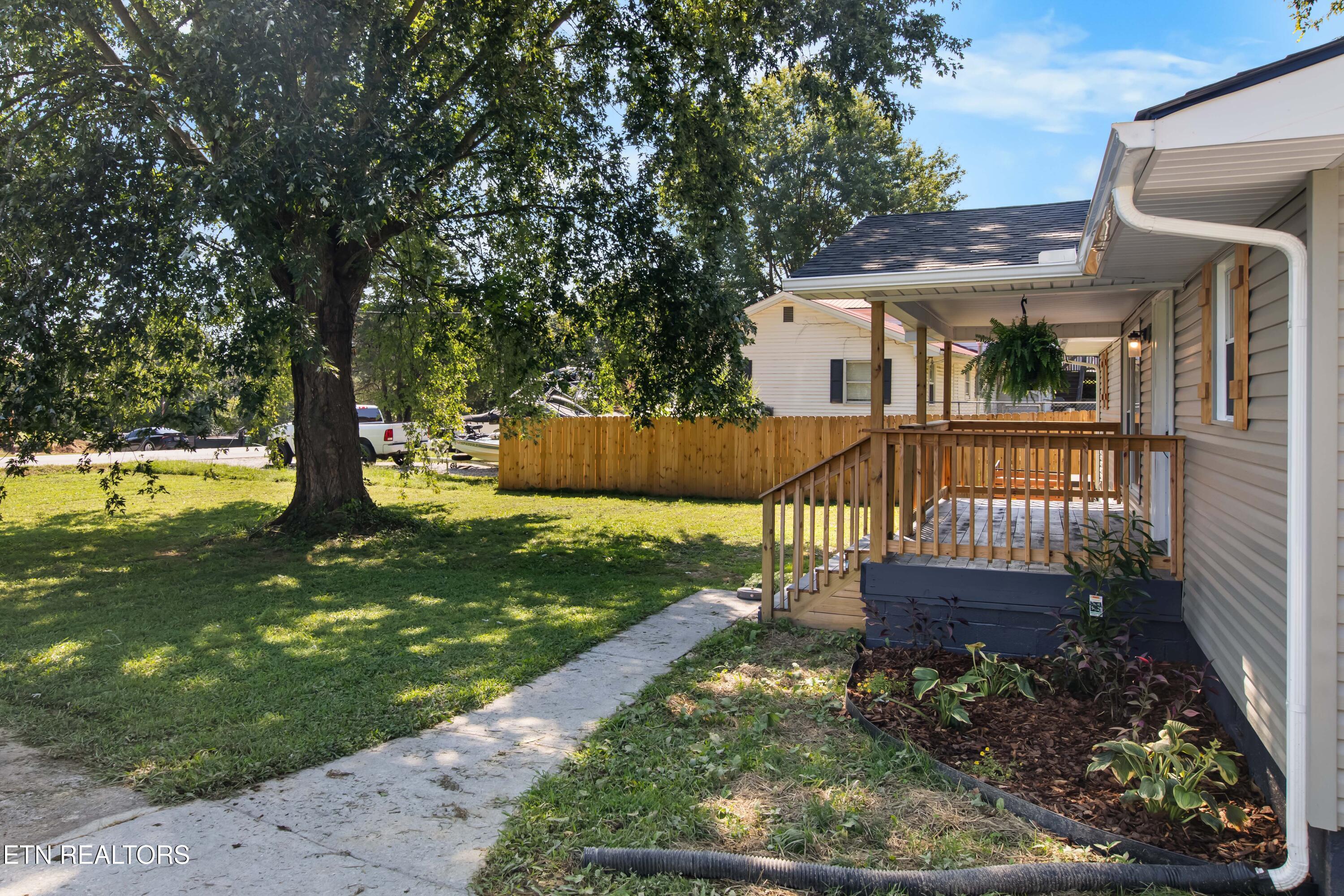 462 Island Ford Rd